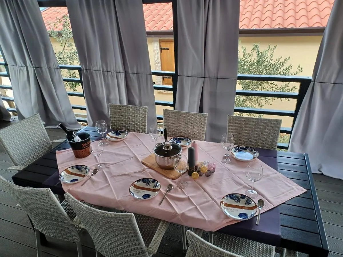Mobile Home Tiva Drage Croatia