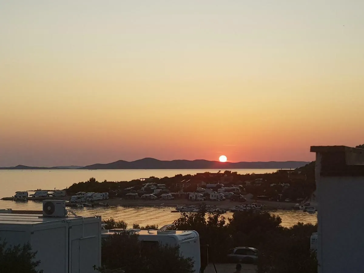 Apartment Mobile Home Tiva Drage Croatia